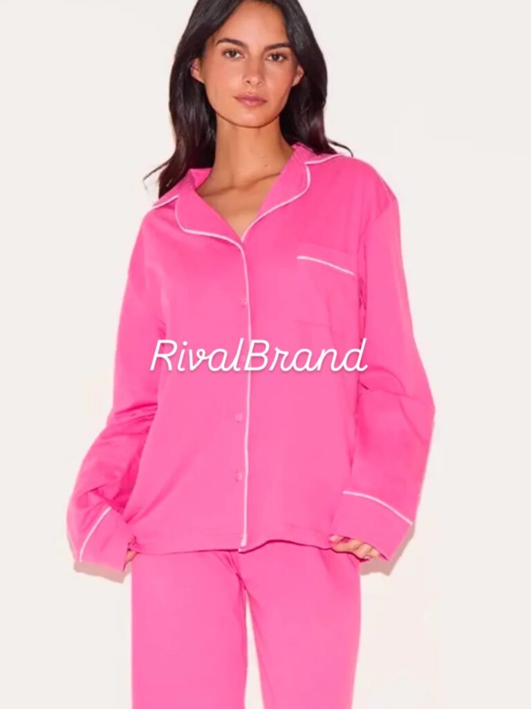 بيجامة حريمي زراير كم Primark -لون هوت بنك